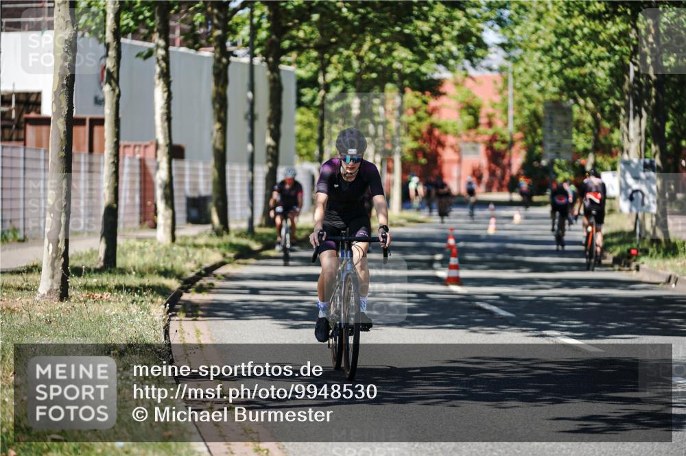 09.08.2026 - GEWOBA Citytriathlon Bremen Michael Burmester http://msf.ph/oto/9948530 09.08.2026 12:36:59 Radfahren 787, 823, 861, 872, 943, 970, 1147 meine-sportfotos.de