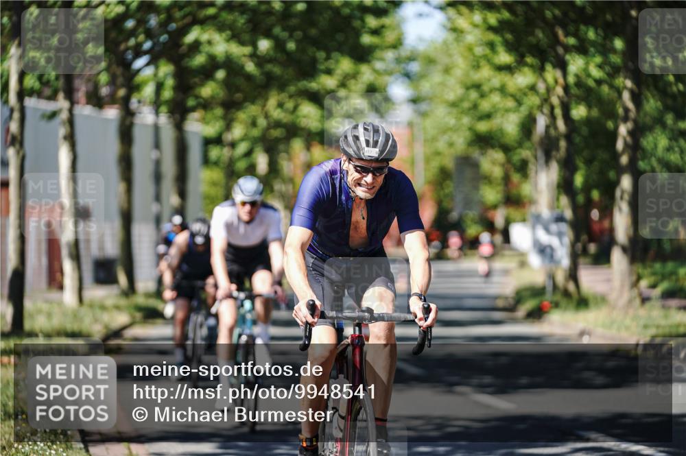 09.08.2026 - GEWOBA Citytriathlon Bremen Michael Burmester http://msf.ph/oto/9948541 09.08.2026 12:37:08 Radfahren 566, 728, 744, 787, 788, 812, 823, 872, 943, 1126, 1142 meine-sportfotos.de