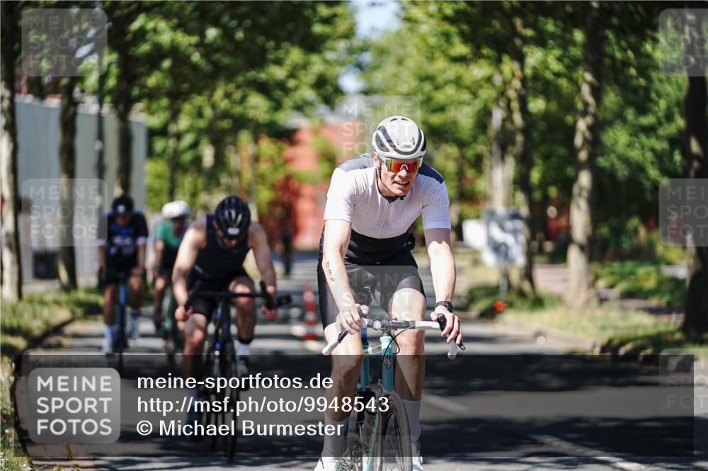 09.08.2026 - GEWOBA Citytriathlon Bremen Michael Burmester http://msf.ph/oto/9948543 09.08.2026 12:37:09 Radfahren 566, 568, 728, 744, 787, 788, 812, 823, 872, 1126, 1142 meine-sportfotos.de