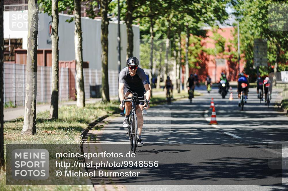 09.08.2026 - GEWOBA Citytriathlon Bremen Michael Burmester http://msf.ph/oto/9948556 09.08.2026 12:37:16 Radfahren 566, 568, 728, 744, 787, 788, 790, 792, 812, 839, 938, 1126, 1142 meine-sportfotos.de