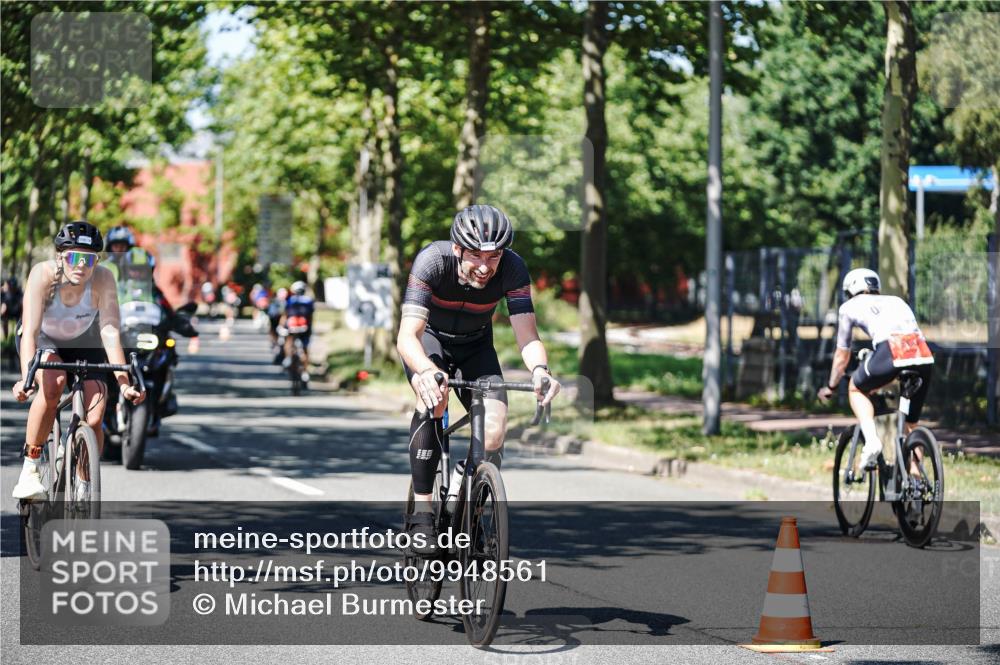 09.08.2026 - GEWOBA Citytriathlon Bremen Michael Burmester http://msf.ph/oto/9948561 09.08.2026 12:37:22 Radfahren 566, 568, 627, 728, 744, 788, 790, 792, 812, 839, 938, 1142 meine-sportfotos.de