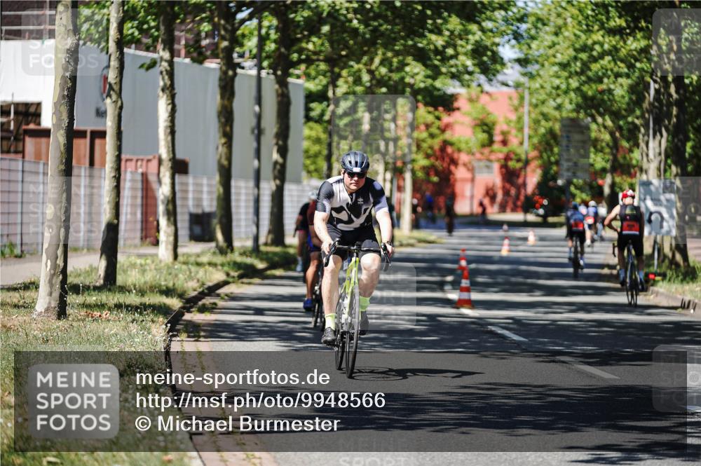 09.08.2026 - GEWOBA Citytriathlon Bremen Michael Burmester http://msf.ph/oto/9948566 09.08.2026 12:37:26 Radfahren 568, 604, 627, 790, 792, 816, 839, 935, 938 meine-sportfotos.de