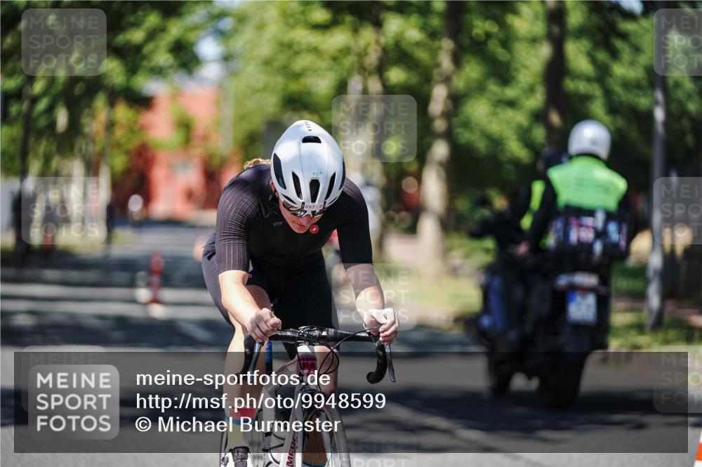 09.08.2026 - GEWOBA Citytriathlon Bremen Michael Burmester http://msf.ph/oto/9948599 09.08.2026 12:37:55 Radfahren 559, 571, 687, 745, 763, 897, 1017, 1113, 1114 meine-sportfotos.de