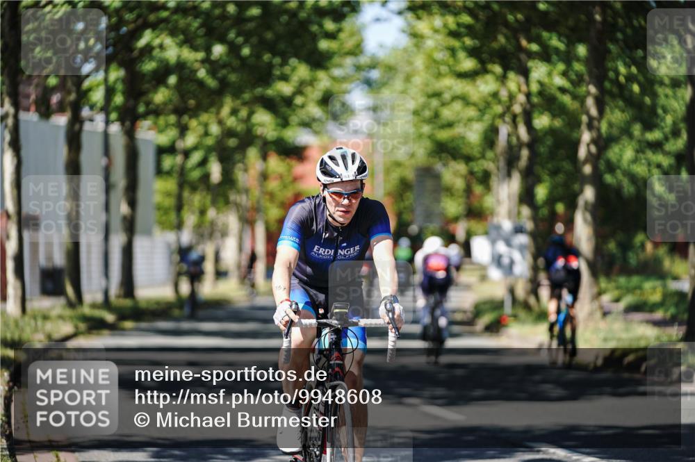 09.08.2026 - GEWOBA Citytriathlon Bremen Michael Burmester http://msf.ph/oto/9948608 09.08.2026 12:38:02 Radfahren 559, 571, 687, 763, 806, 897, 911, 960, 1017, 1113, 1114 meine-sportfotos.de