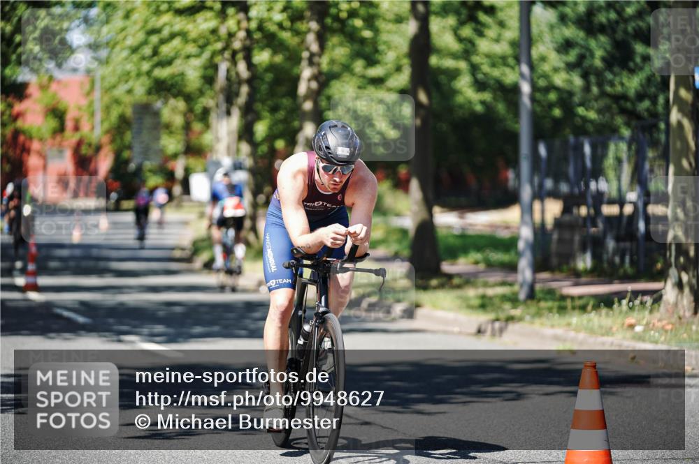 09.08.2026 - GEWOBA Citytriathlon Bremen Michael Burmester http://msf.ph/oto/9948627 09.08.2026 12:38:19 Radfahren 541, 570, 596, 603, 623, 672, 695, 762, 806, 886, 960 meine-sportfotos.de