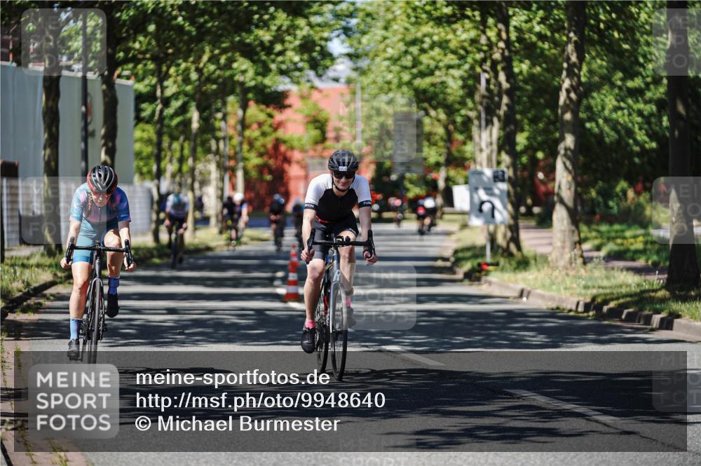 09.08.2026 - GEWOBA Citytriathlon Bremen Michael Burmester http://msf.ph/oto/9948640 09.08.2026 12:38:33 Radfahren 541, 570, 623, 637, 695, 838, 844, 912, 1111 meine-sportfotos.de