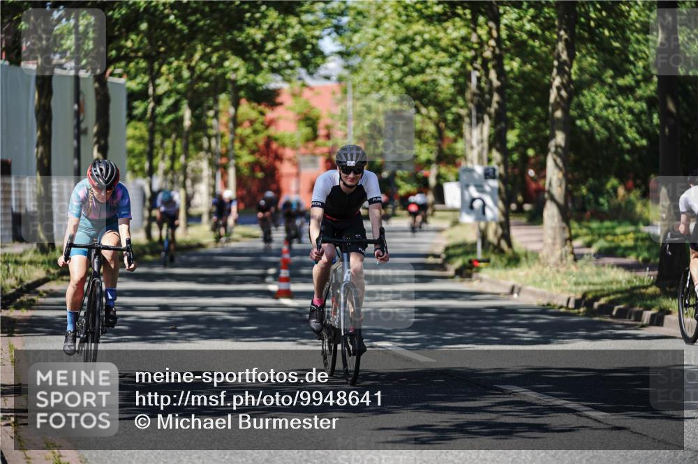 09.08.2026 - GEWOBA Citytriathlon Bremen Michael Burmester http://msf.ph/oto/9948641 09.08.2026 12:38:33 Radfahren 541, 570, 623, 637, 695, 838, 844, 912, 1111 meine-sportfotos.de
