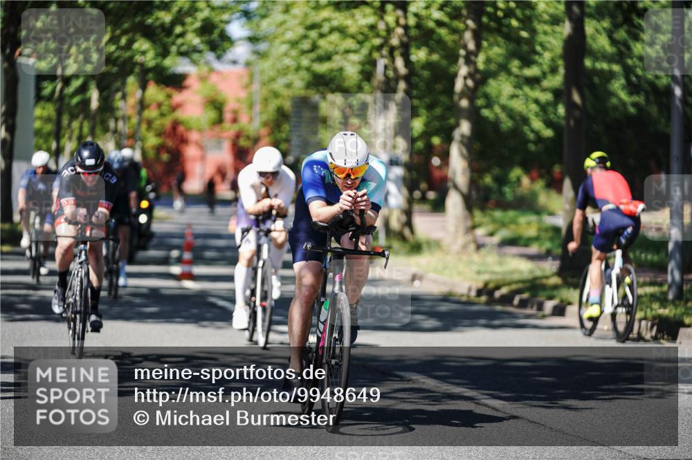 09.08.2026 - GEWOBA Citytriathlon Bremen Michael Burmester http://msf.ph/oto/9948649 09.08.2026 12:38:39 Radfahren 572, 577, 623, 637, 667, 838, 844, 912, 1003, 1111, 1156 meine-sportfotos.de