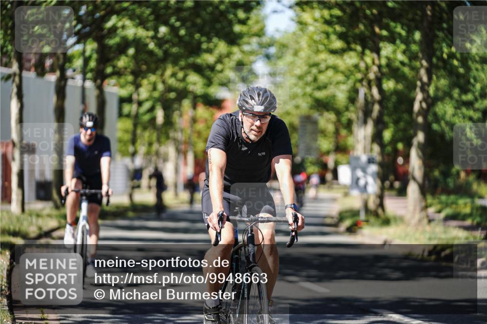 09.08.2026 - GEWOBA Citytriathlon Bremen Michael Burmester http://msf.ph/oto/9948663 09.08.2026 12:38:50 Radfahren 572, 577, 625, 667, 798, 838, 902, 1003, 1111, 1156 meine-sportfotos.de