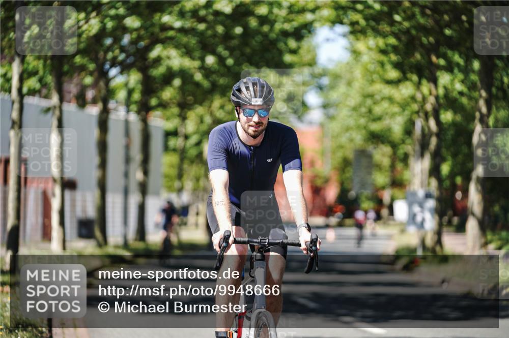 09.08.2026 - GEWOBA Citytriathlon Bremen Michael Burmester http://msf.ph/oto/9948666 09.08.2026 12:38:52 Radfahren 572, 577, 625, 667, 798, 838, 902, 1003, 1111, 1156 meine-sportfotos.de