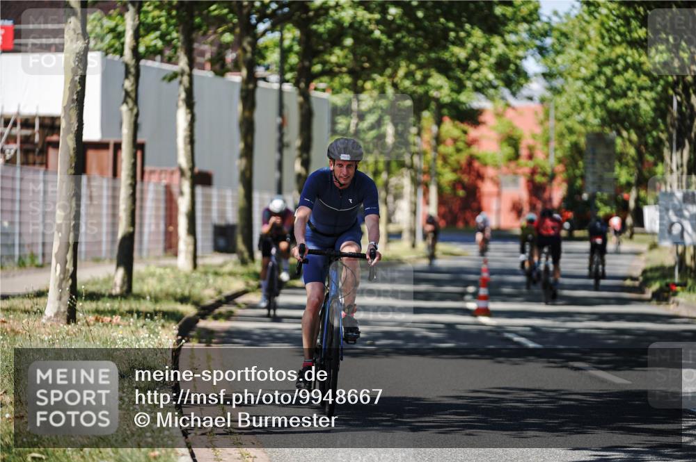 09.08.2026 - GEWOBA Citytriathlon Bremen Michael Burmester http://msf.ph/oto/9948667 09.08.2026 12:38:55 Radfahren 577, 625, 667, 694, 759, 798, 902, 1003 meine-sportfotos.de