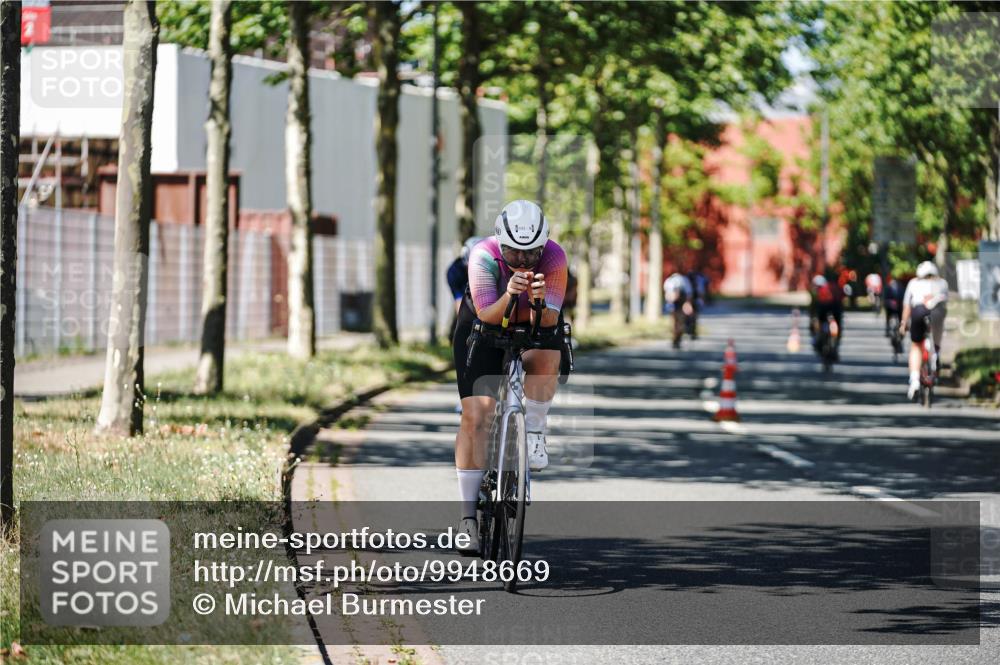 09.08.2026 - GEWOBA Citytriathlon Bremen Michael Burmester http://msf.ph/oto/9948669 09.08.2026 12:38:57 Radfahren 625, 694, 759, 798, 902, 1003 meine-sportfotos.de
