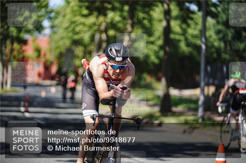 09.08.2026 - GEWOBA Citytriathlon Bremen Michael Burmester http://msf.ph/oto/9948677 09.08.2026 12:39:01 Radfahren 694, 759, 770, 776, 798, 902, 931, 1124 meine-sportfotos.de