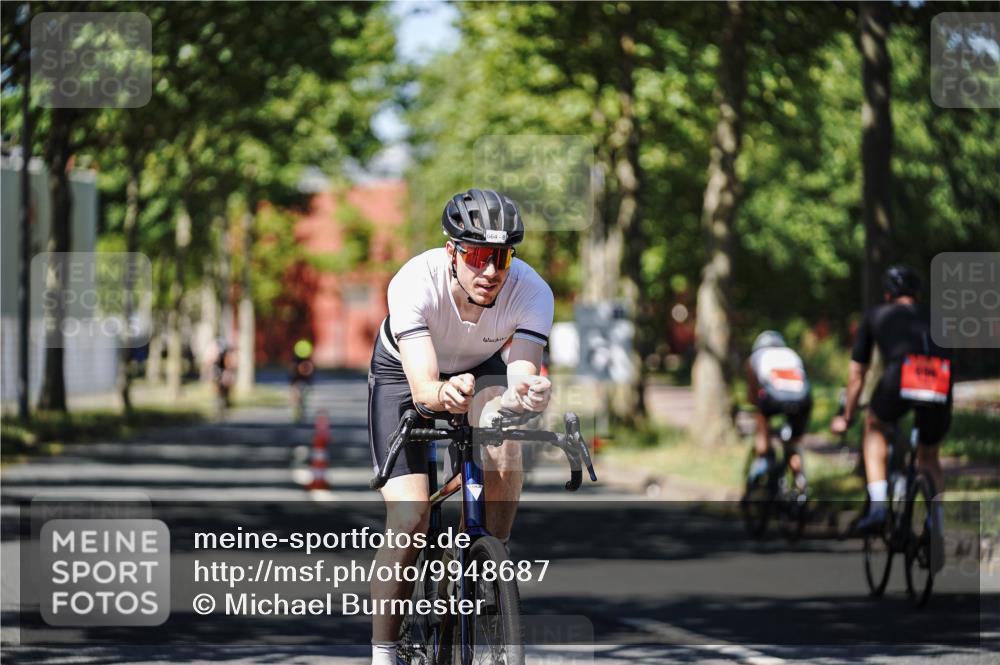 09.08.2026 - GEWOBA Citytriathlon Bremen Michael Burmester http://msf.ph/oto/9948687 09.08.2026 12:39:14 Radfahren 664, 759, 770, 776, 817, 931, 1124 meine-sportfotos.de