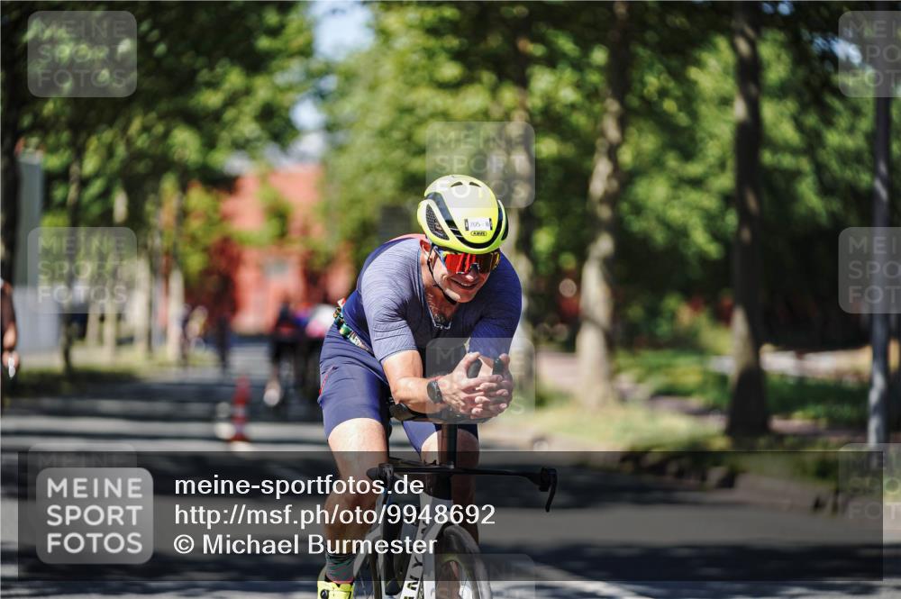 09.08.2026 - GEWOBA Citytriathlon Bremen Michael Burmester http://msf.ph/oto/9948692 09.08.2026 12:39:20 Radfahren 656, 664, 705, 817, 931 meine-sportfotos.de