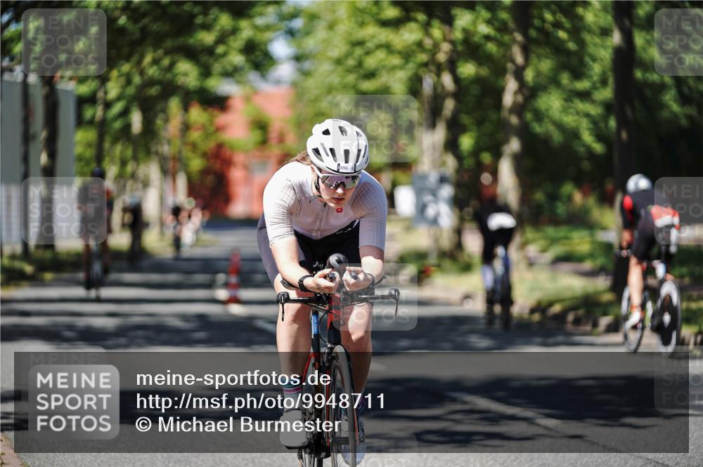 09.08.2026 - GEWOBA Citytriathlon Bremen Michael Burmester http://msf.ph/oto/9948711 09.08.2026 12:39:39 Radfahren 612, 656, 693, 783, 834, 840, 871, 896, 923, 998 meine-sportfotos.de
