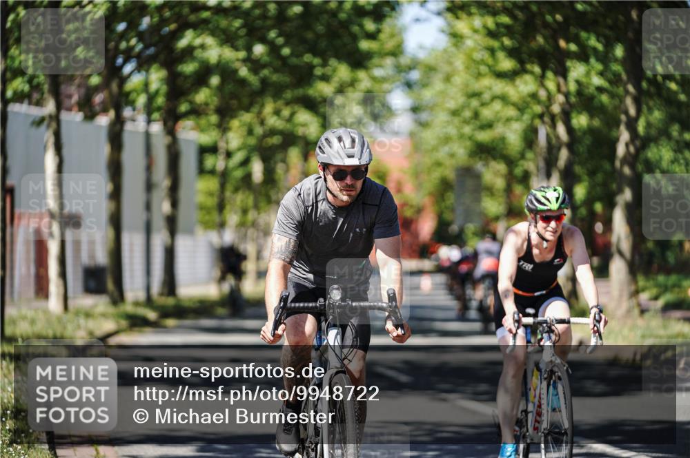09.08.2026 - GEWOBA Citytriathlon Bremen Michael Burmester http://msf.ph/oto/9948722 09.08.2026 12:39:46 Radfahren 612, 693, 834, 840, 871, 896, 923, 998, 1154 meine-sportfotos.de