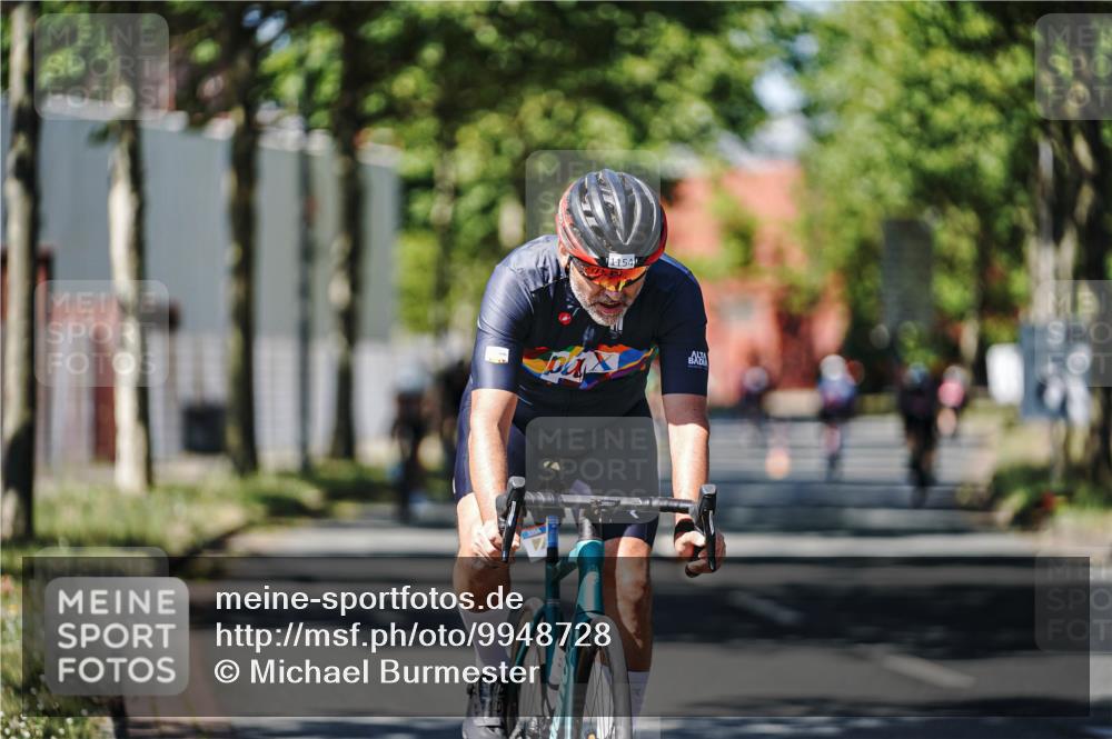 09.08.2026 - GEWOBA Citytriathlon Bremen Michael Burmester http://msf.ph/oto/9948728 09.08.2026 12:39:51 Radfahren 693, 696, 796, 834, 840, 871, 896, 923, 972, 998, 1154 meine-sportfotos.de