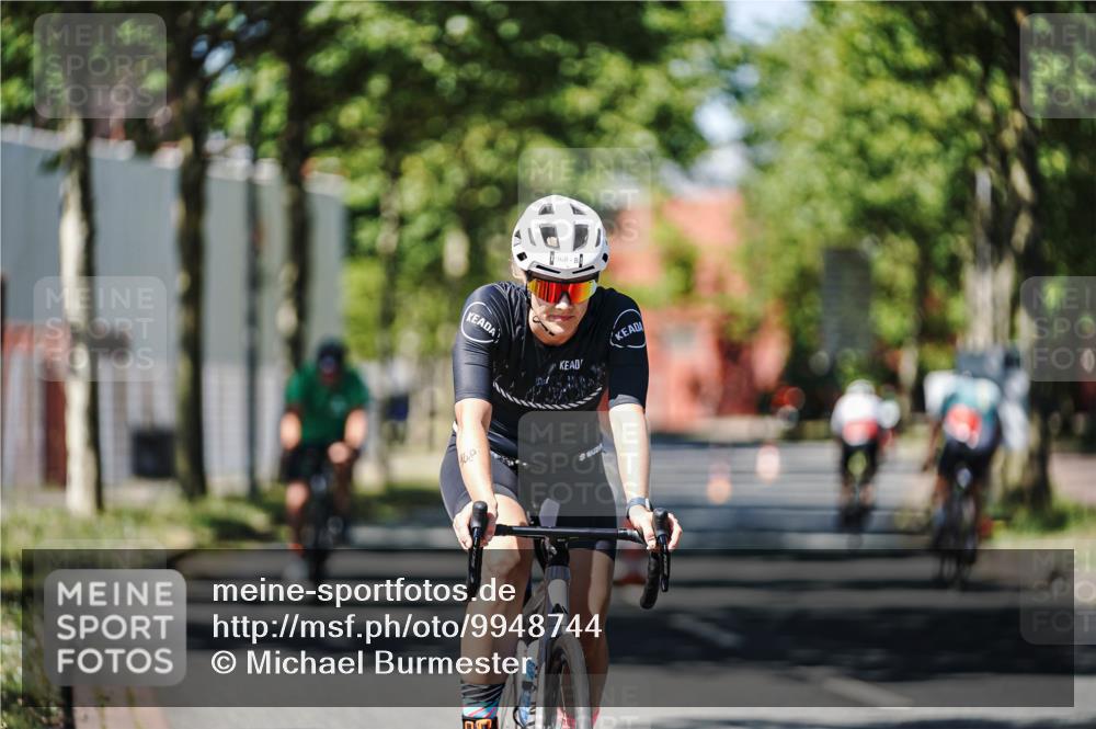 09.08.2026 - GEWOBA Citytriathlon Bremen Michael Burmester http://msf.ph/oto/9948744 09.08.2026 12:40:02 Radfahren 675, 696, 796, 876, 968, 972, 1012, 1120, 1132, 1154 meine-sportfotos.de
