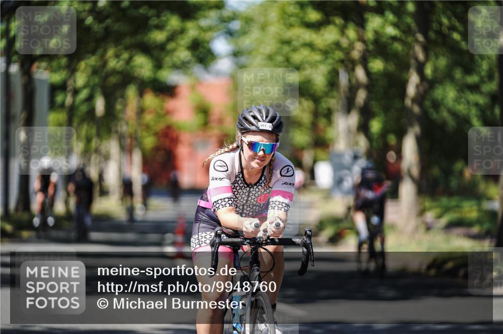 09.08.2026 - GEWOBA Citytriathlon Bremen Michael Burmester http://msf.ph/oto/9948760 09.08.2026 12:40:12 Radfahren 626, 675, 761, 789, 876, 953, 968, 1012, 1115, 1120, 1127, 1132 meine-sportfotos.de