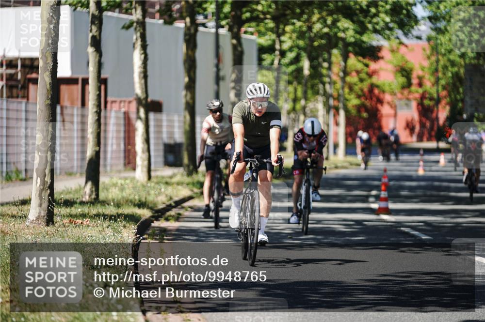 09.08.2026 - GEWOBA Citytriathlon Bremen Michael Burmester http://msf.ph/oto/9948765 09.08.2026 12:40:15 Radfahren 626, 743, 761, 789, 953, 1115, 1120, 1127, 1132 meine-sportfotos.de
