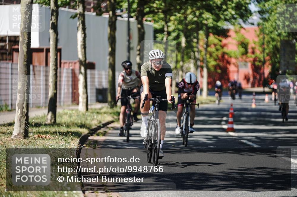 09.08.2026 - GEWOBA Citytriathlon Bremen Michael Burmester http://msf.ph/oto/9948766 09.08.2026 12:40:16 Radfahren 626, 743, 761, 789, 953, 1115, 1127, 1132 meine-sportfotos.de