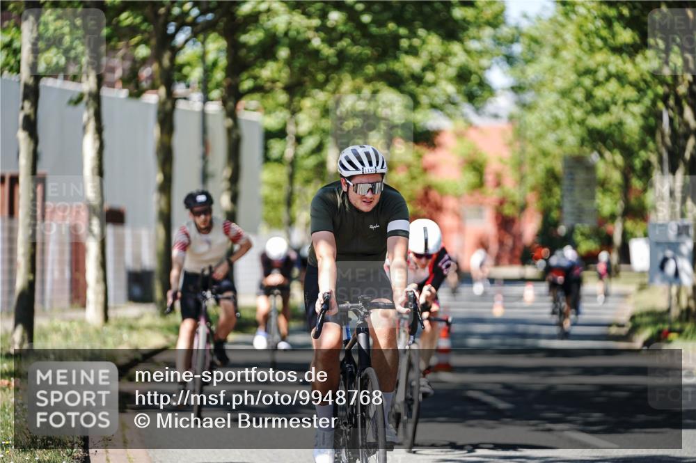 09.08.2026 - GEWOBA Citytriathlon Bremen Michael Burmester http://msf.ph/oto/9948768 09.08.2026 12:40:16 Radfahren 626, 743, 761, 789, 953, 1115, 1127, 1132 meine-sportfotos.de