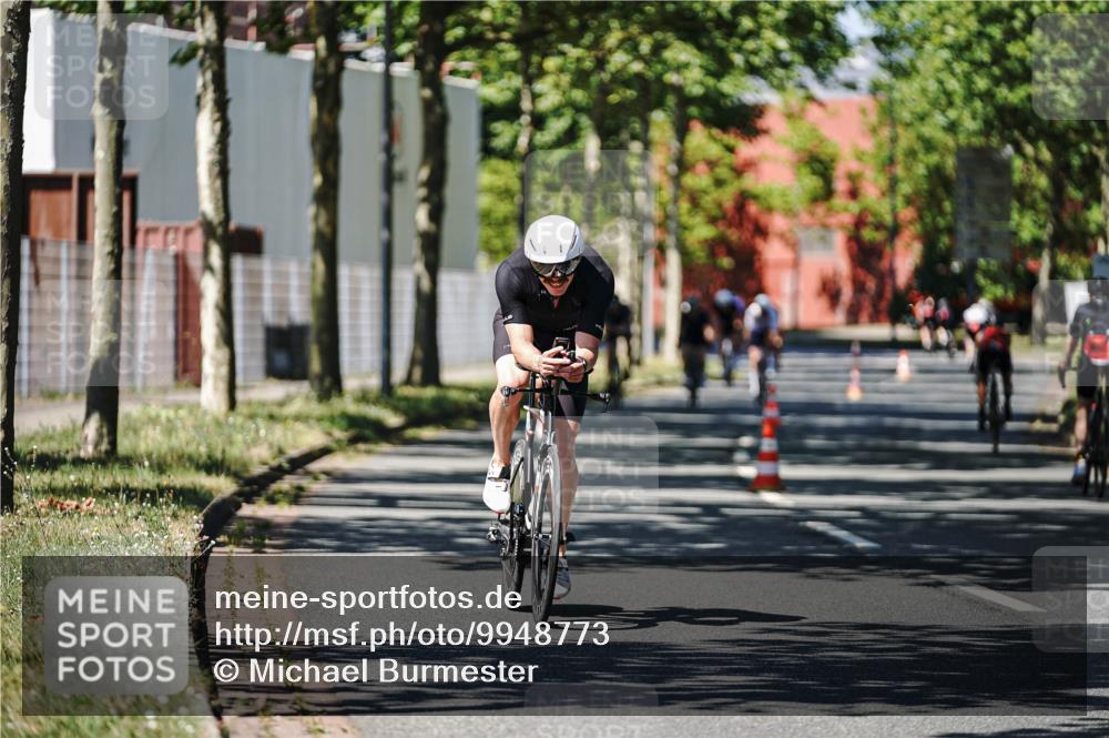 09.08.2026 - GEWOBA Citytriathlon Bremen Michael Burmester http://msf.ph/oto/9948773 09.08.2026 12:40:20 Radfahren 626, 707, 743, 761, 789, 819, 888, 953, 1115, 1127 meine-sportfotos.de