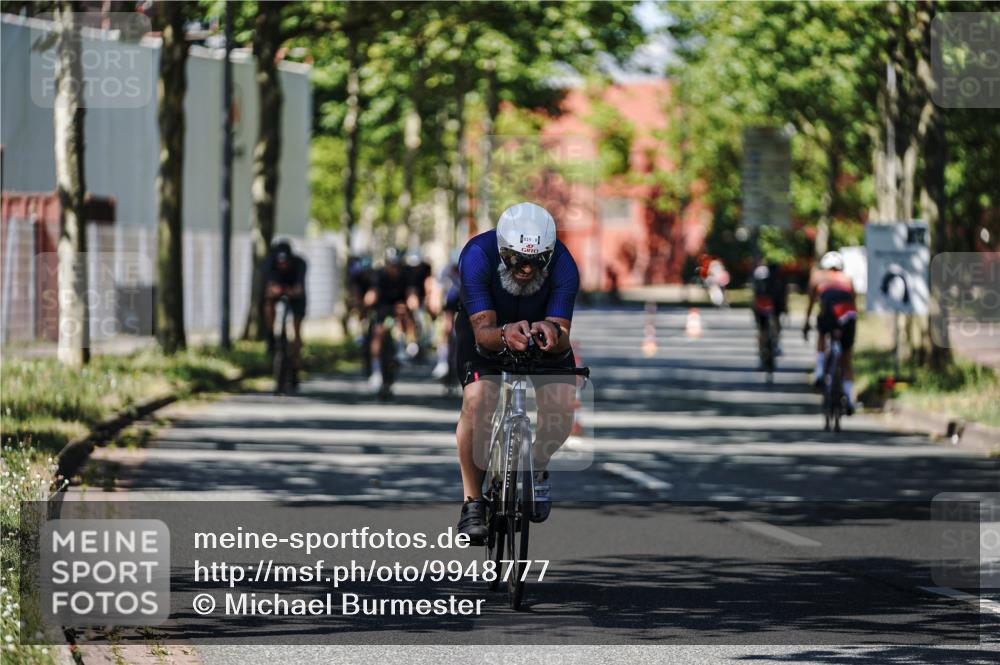 09.08.2026 - GEWOBA Citytriathlon Bremen Michael Burmester http://msf.ph/oto/9948777 09.08.2026 12:40:22 Radfahren 626, 671, 707, 743, 761, 789, 809, 819, 888, 953, 954, 1115, 1127 meine-sportfotos.de