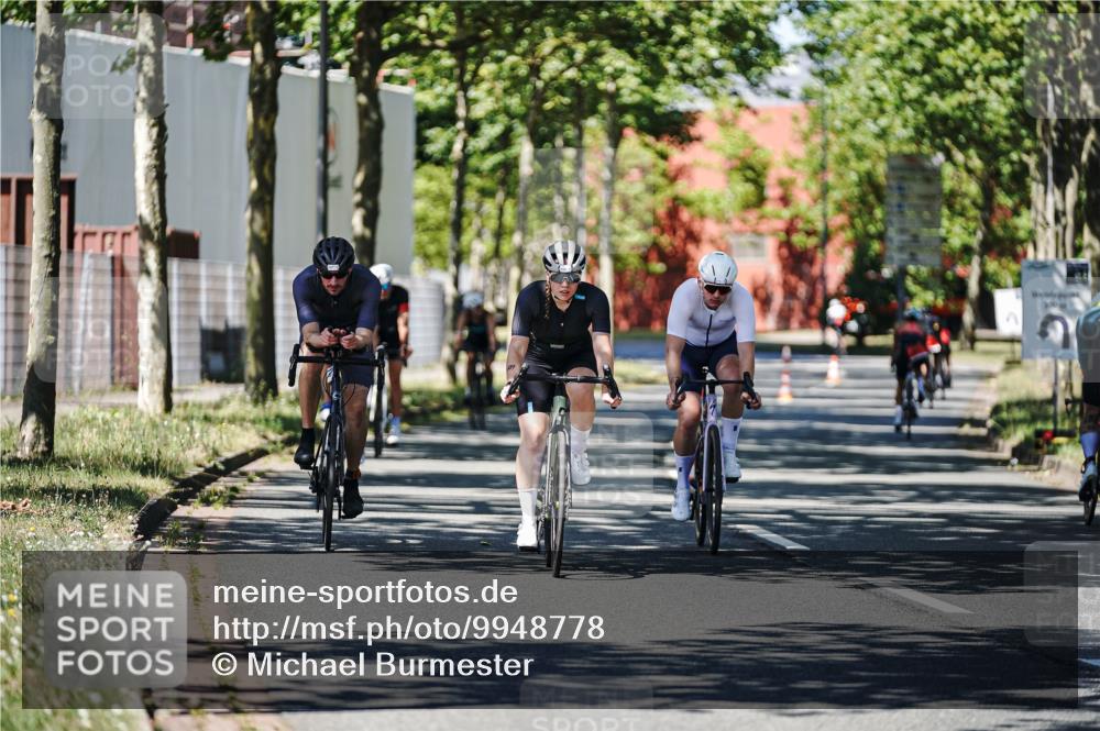 09.08.2026 - GEWOBA Citytriathlon Bremen Michael Burmester http://msf.ph/oto/9948778 09.08.2026 12:40:24 Radfahren 626, 671, 701, 707, 743, 761, 789, 809, 819, 888, 919, 953, 954, 1115, 1127 meine-sportfotos.de