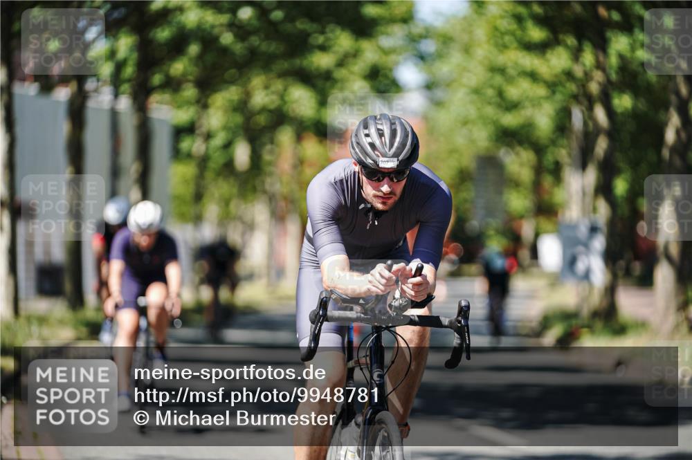 09.08.2026 - GEWOBA Citytriathlon Bremen Michael Burmester http://msf.ph/oto/9948781 09.08.2026 12:40:26 Radfahren 626, 671, 701, 707, 743, 789, 809, 819, 888, 919, 953, 954, 1115, 1127 meine-sportfotos.de