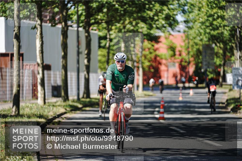 09.08.2026 - GEWOBA Citytriathlon Bremen Michael Burmester http://msf.ph/oto/9948790 09.08.2026 12:40:35 Radfahren 671, 701, 707, 809, 810, 819, 888, 919, 954, 1136 meine-sportfotos.de