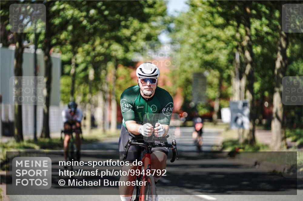 09.08.2026 - GEWOBA Citytriathlon Bremen Michael Burmester http://msf.ph/oto/9948792 09.08.2026 12:40:35 Radfahren 671, 701, 707, 809, 810, 819, 888, 919, 954, 1136 meine-sportfotos.de