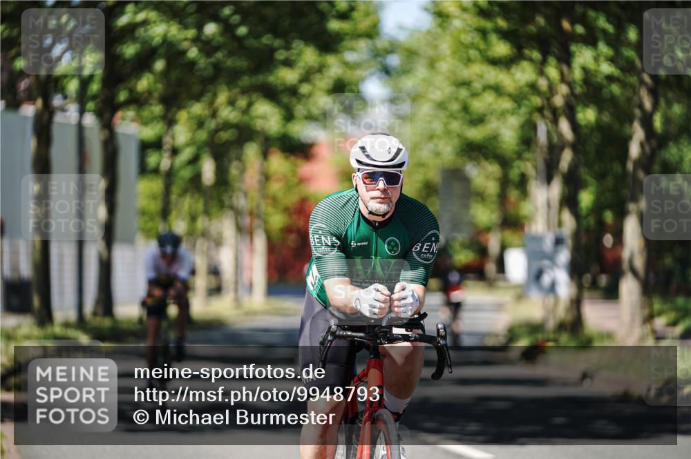 09.08.2026 - GEWOBA Citytriathlon Bremen Michael Burmester http://msf.ph/oto/9948793 09.08.2026 12:40:35 Radfahren 671, 701, 707, 809, 810, 819, 888, 919, 954, 1136 meine-sportfotos.de
