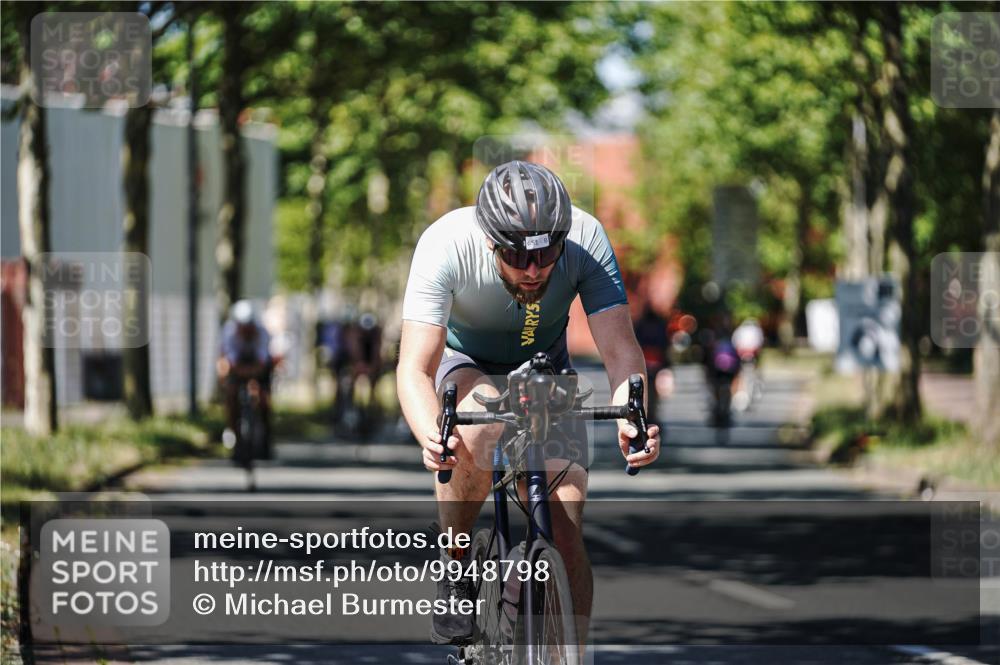 09.08.2026 - GEWOBA Citytriathlon Bremen Michael Burmester http://msf.ph/oto/9948798 09.08.2026 12:40:45 Radfahren 601, 620, 644, 651, 774, 805, 810, 976, 1136 meine-sportfotos.de