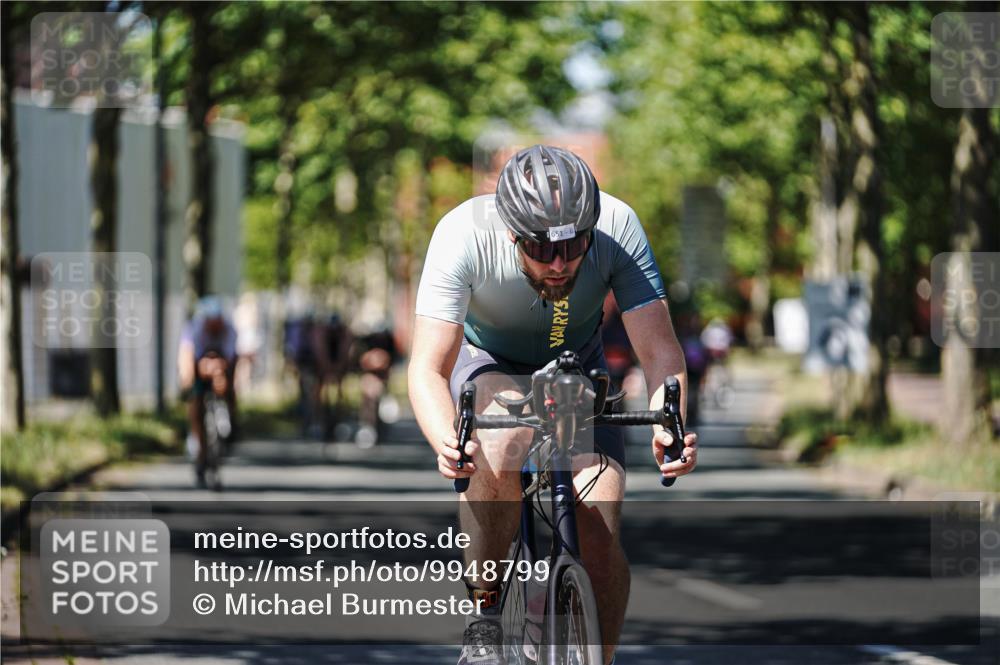 09.08.2026 - GEWOBA Citytriathlon Bremen Michael Burmester http://msf.ph/oto/9948799 09.08.2026 12:40:45 Radfahren 601, 620, 644, 651, 774, 805, 810, 976, 1136 meine-sportfotos.de