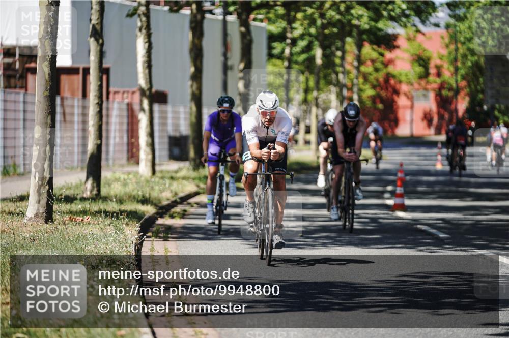 09.08.2026 - GEWOBA Citytriathlon Bremen Michael Burmester http://msf.ph/oto/9948800 09.08.2026 12:40:47 Radfahren 601, 620, 644, 651, 774, 805, 810, 976, 1136 meine-sportfotos.de