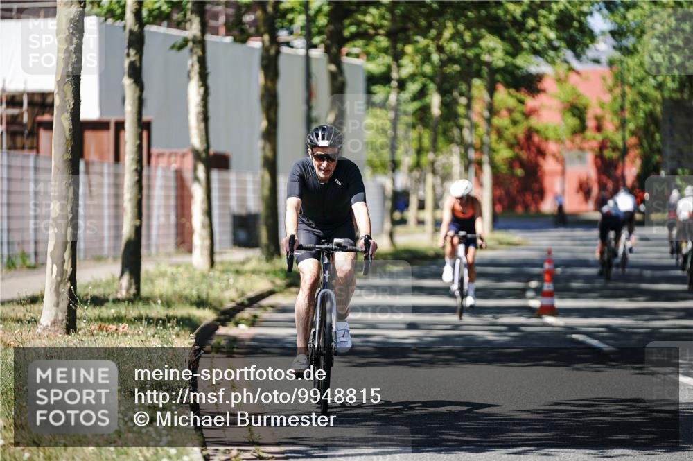 09.08.2026 - GEWOBA Citytriathlon Bremen Michael Burmester http://msf.ph/oto/9948815 09.08.2026 12:41:02 Radfahren 586, 601, 620, 644, 774, 800, 848, 889, 956, 1131 meine-sportfotos.de