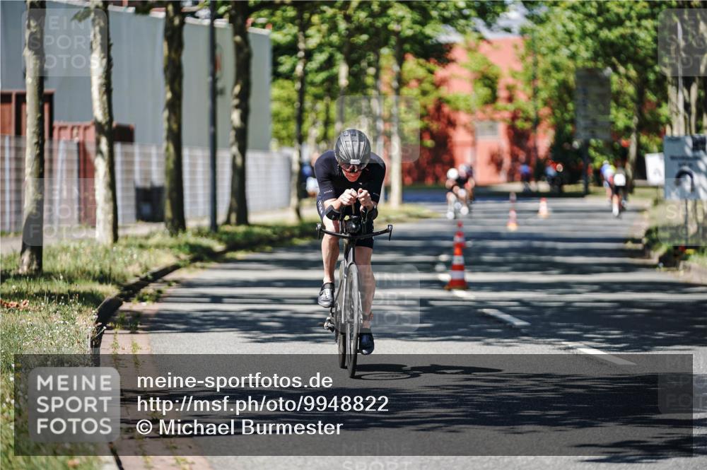 09.08.2026 - GEWOBA Citytriathlon Bremen Michael Burmester http://msf.ph/oto/9948822 09.08.2026 12:41:14 Radfahren 702, 858, 889, 956, 1131 meine-sportfotos.de
