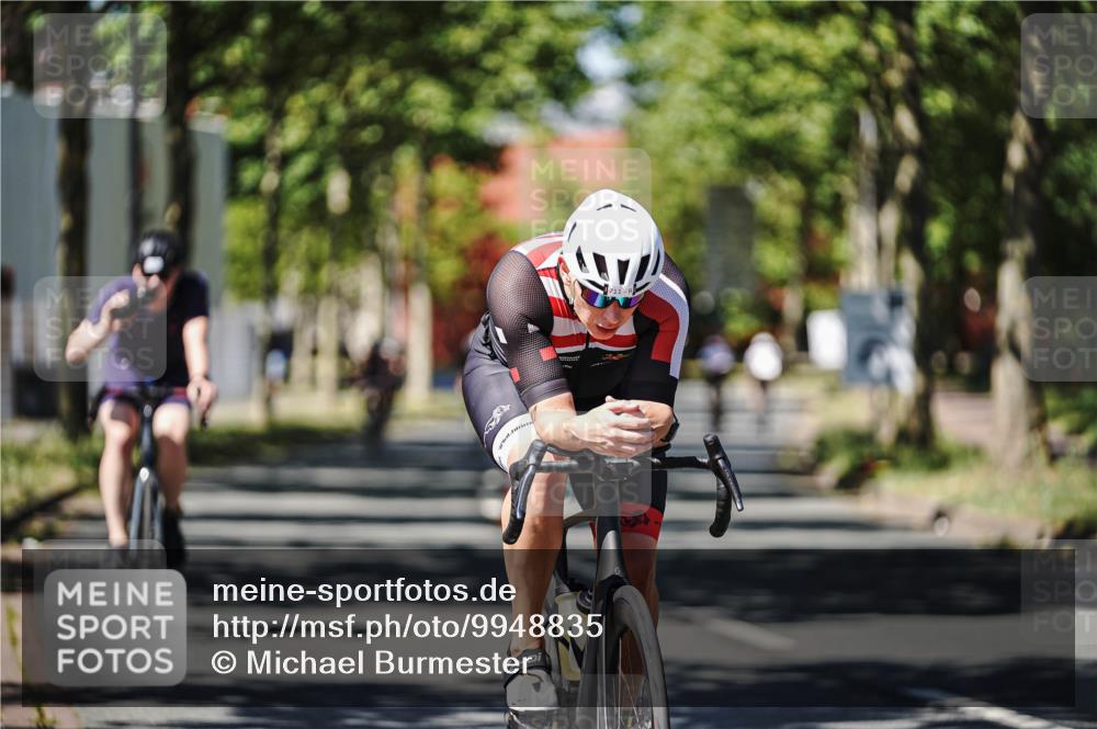 09.08.2026 - GEWOBA Citytriathlon Bremen Michael Burmester http://msf.ph/oto/9948835 09.08.2026 12:41:24 Radfahren 548, 602, 702, 711, 740, 858, 982, 1020 meine-sportfotos.de