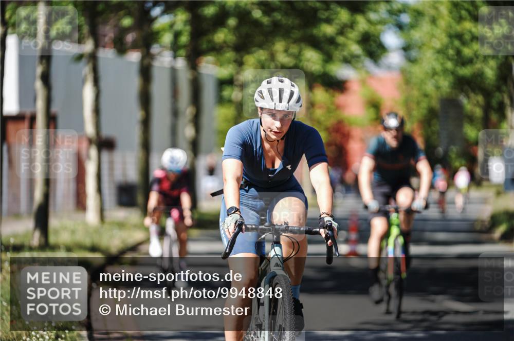 09.08.2026 - GEWOBA Citytriathlon Bremen Michael Burmester http://msf.ph/oto/9948848 09.08.2026 12:41:33 Radfahren 548, 602, 702, 711, 740, 766, 767, 915, 933, 940, 982, 1020, 1121, 1159 meine-sportfotos.de