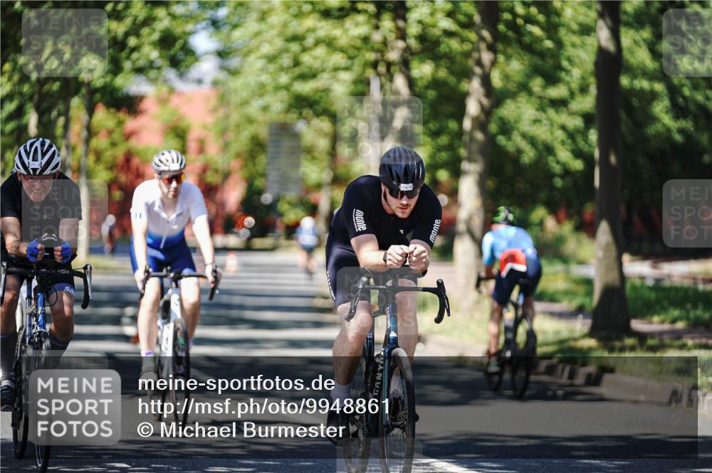 09.08.2026 - GEWOBA Citytriathlon Bremen Michael Burmester http://msf.ph/oto/9948861 09.08.2026 12:41:45 Radfahren 578, 718, 731, 766, 767, 873, 915, 933, 940, 1121, 1123, 1159 meine-sportfotos.de