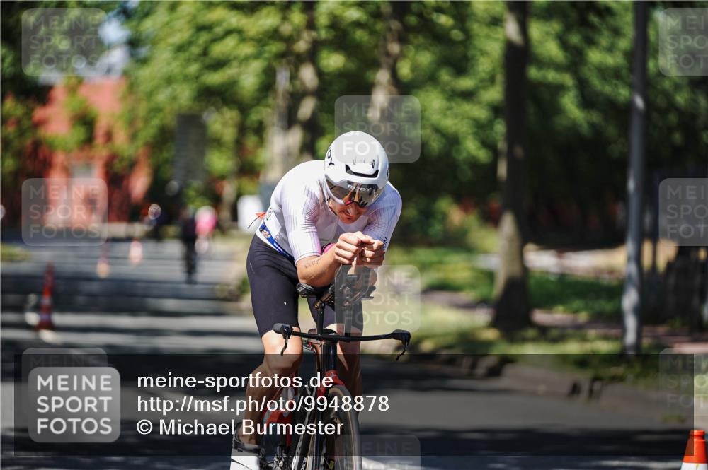 09.08.2026 - GEWOBA Citytriathlon Bremen Michael Burmester http://msf.ph/oto/9948878 09.08.2026 12:41:57 Radfahren 578, 684, 718, 1107, 1123 meine-sportfotos.de