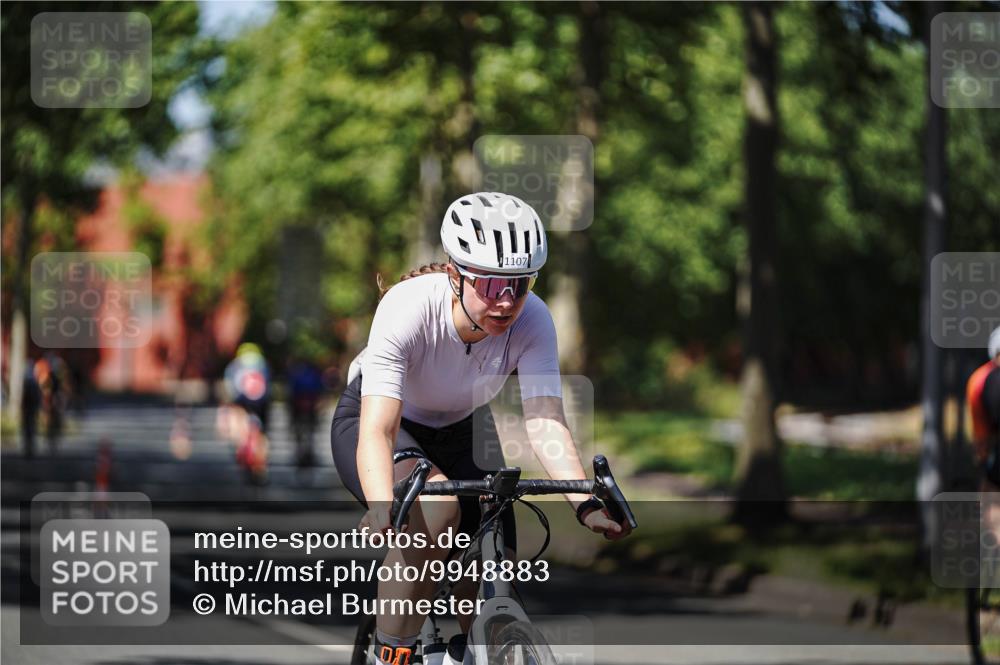 09.08.2026 - GEWOBA Citytriathlon Bremen Michael Burmester http://msf.ph/oto/9948883 09.08.2026 12:42:02 Radfahren 684, 1107, 1123, 1153 meine-sportfotos.de