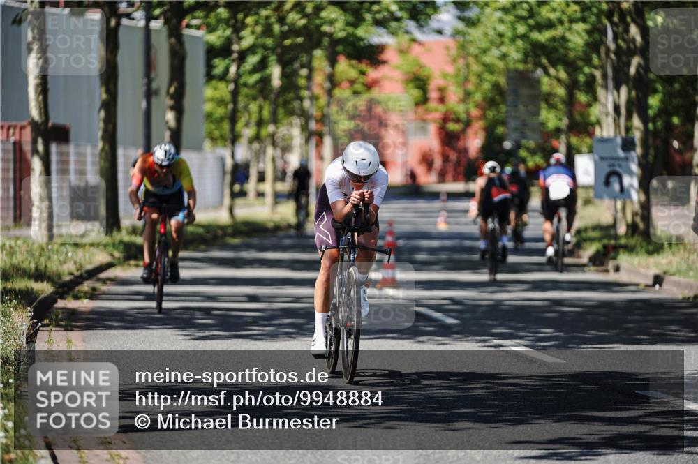 09.08.2026 - GEWOBA Citytriathlon Bremen Michael Burmester http://msf.ph/oto/9948884 09.08.2026 12:42:08 Radfahren 684, 753, 1102, 1107, 1153 meine-sportfotos.de