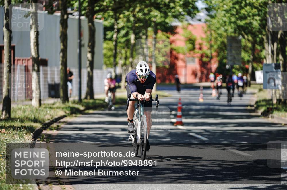 09.08.2026 - GEWOBA Citytriathlon Bremen Michael Burmester http://msf.ph/oto/9948891 09.08.2026 12:42:13 Radfahren 753, 1102, 1107, 1153 meine-sportfotos.de