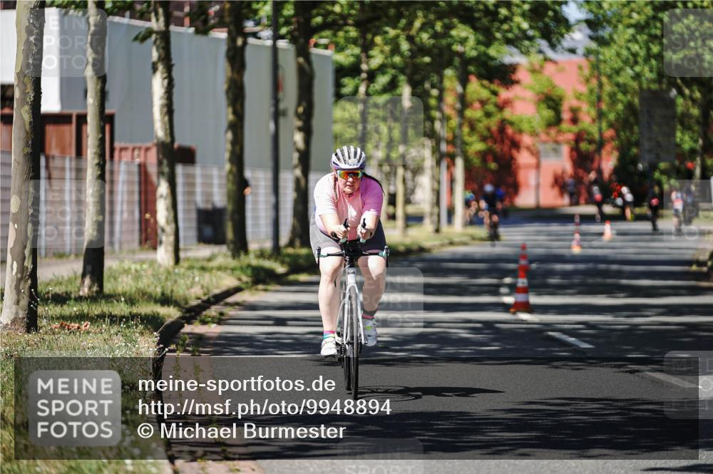 09.08.2026 - GEWOBA Citytriathlon Bremen Michael Burmester http://msf.ph/oto/9948894 09.08.2026 12:42:17 Radfahren 635, 753, 782, 1102, 1153 meine-sportfotos.de