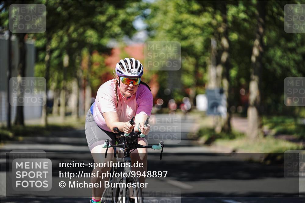09.08.2026 - GEWOBA Citytriathlon Bremen Michael Burmester http://msf.ph/oto/9948897 09.08.2026 12:42:18 Radfahren 635, 753, 782, 1102, 1153 meine-sportfotos.de