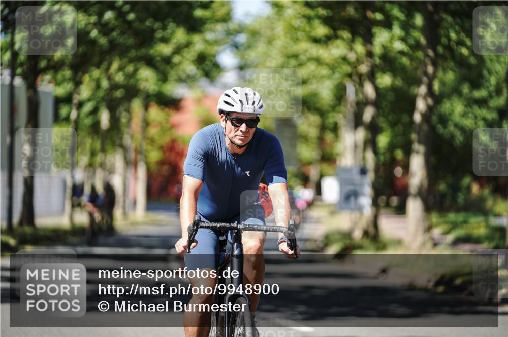09.08.2026 - GEWOBA Citytriathlon Bremen Michael Burmester http://msf.ph/oto/9948900 09.08.2026 12:42:25 Radfahren 635, 768, 782, 870, 885, 1102 meine-sportfotos.de