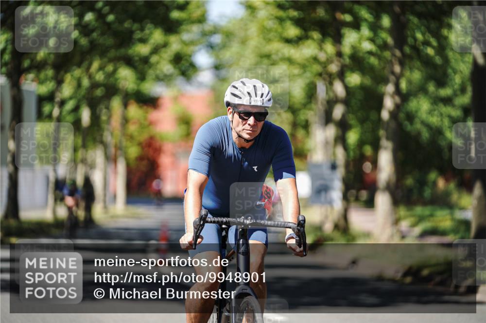 09.08.2026 - GEWOBA Citytriathlon Bremen Michael Burmester http://msf.ph/oto/9948901 09.08.2026 12:42:25 Radfahren 635, 768, 782, 870, 885, 1102 meine-sportfotos.de
